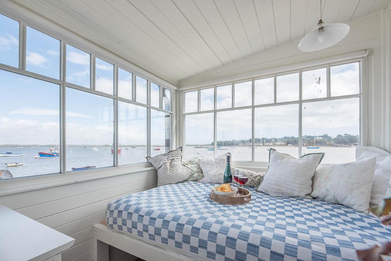 The Boathouse In Felixstowe Ferry - Stunning Waterfront Property Exterior foto