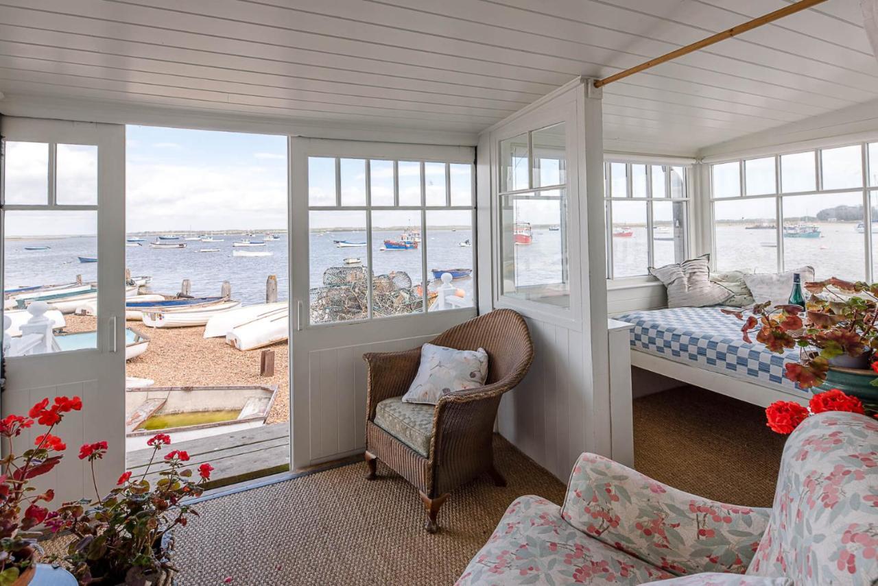 The Boathouse In Felixstowe Ferry - Stunning Waterfront Property Exterior foto